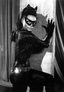 Atrizes que interpretaram a Mulher Gato