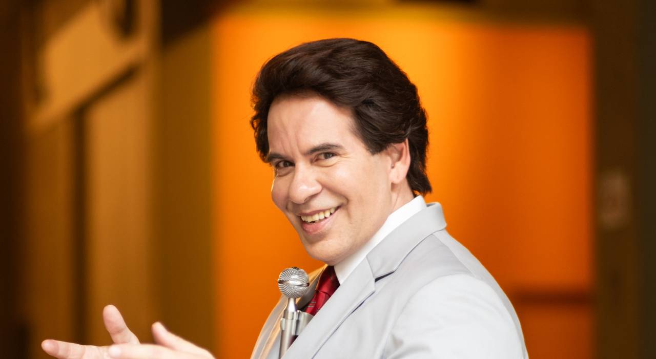 leandro hassum silvio santos topo