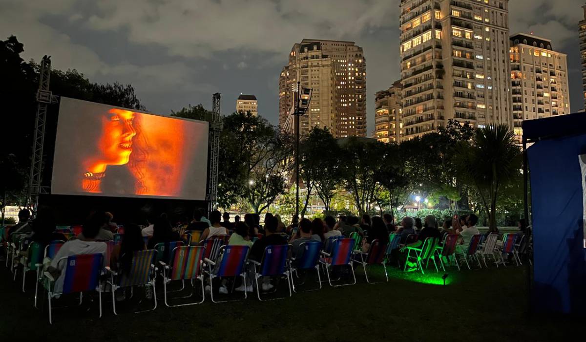 cine na praca topo