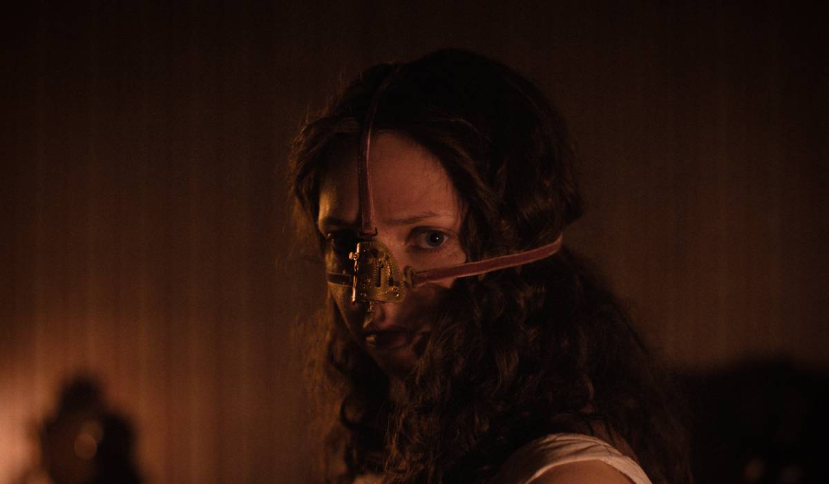 Terror A Meia-Irmã Feia estreia hoje nos cinemas brasileiros 3 meia irma feia topo