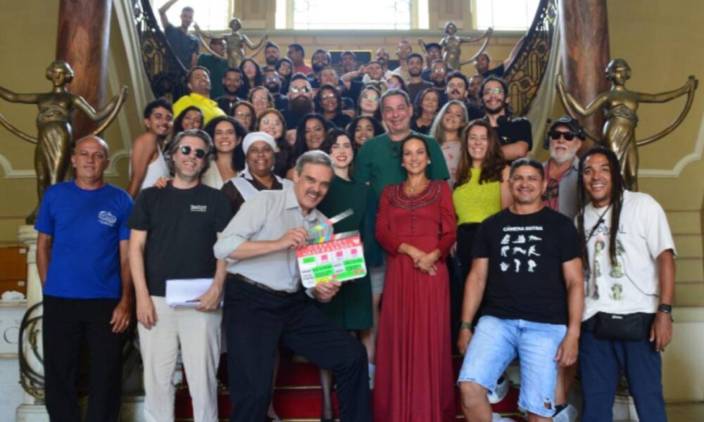 Drama Corações Naufragados