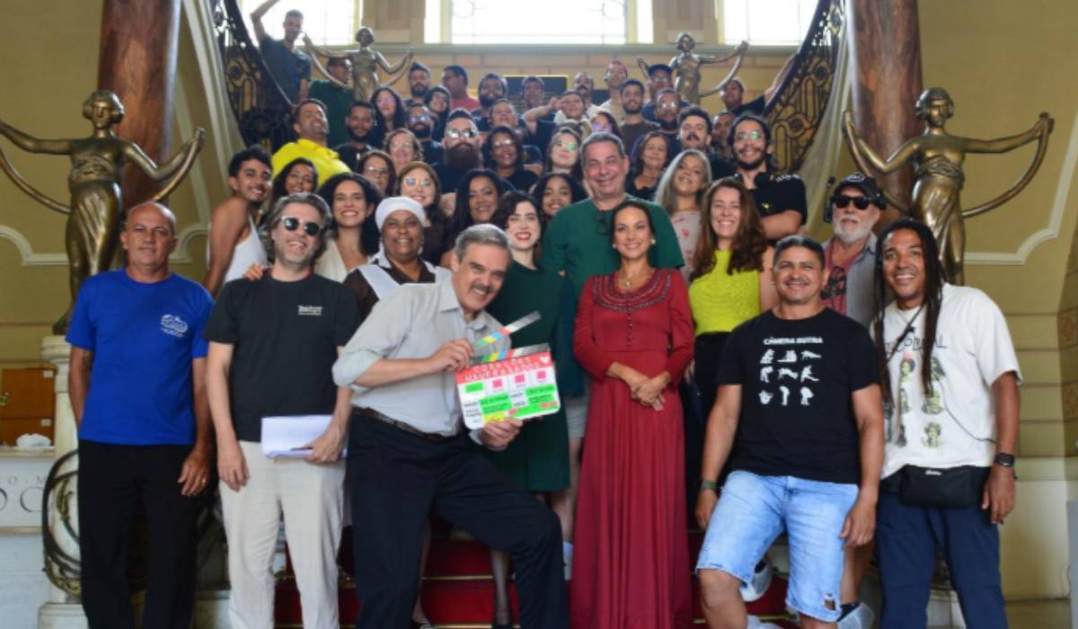 Drama Corações Naufragados