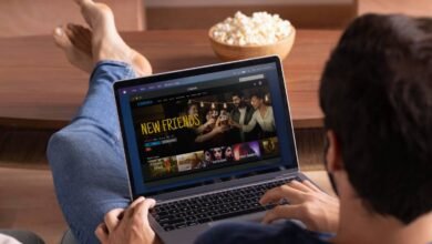 Quais são as séries populares que abordam inteligência artificial na trama? 3 séries populares