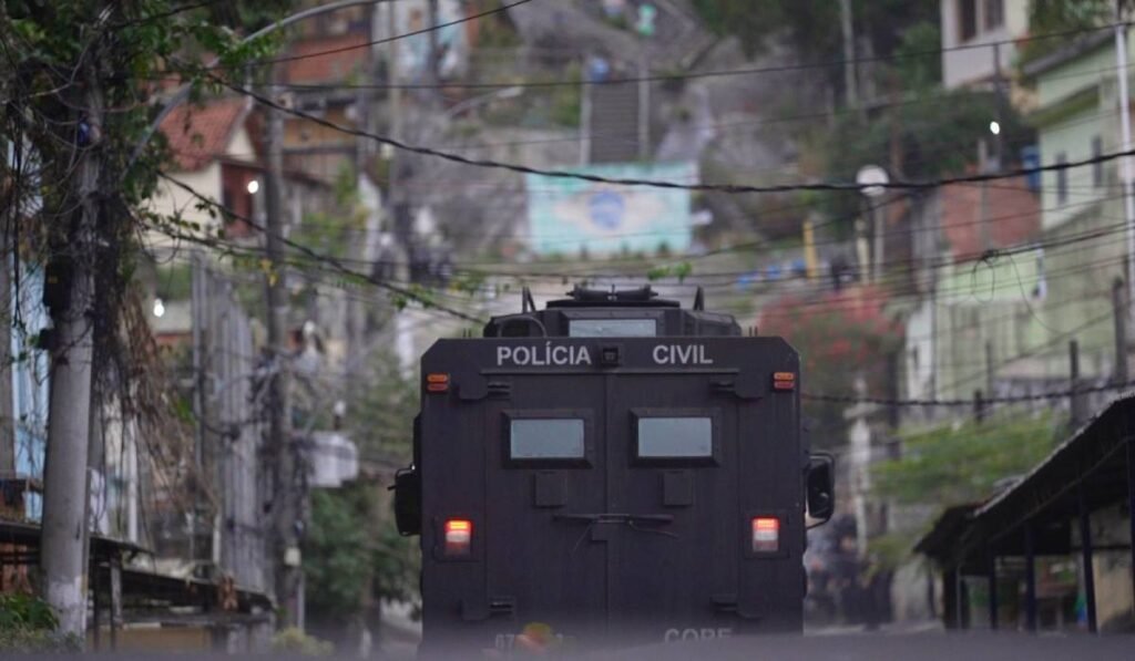 Cena de "Territórios — Sob o domínio do crime", do Globoplay. Crédito: Globo/ Lucas Louis