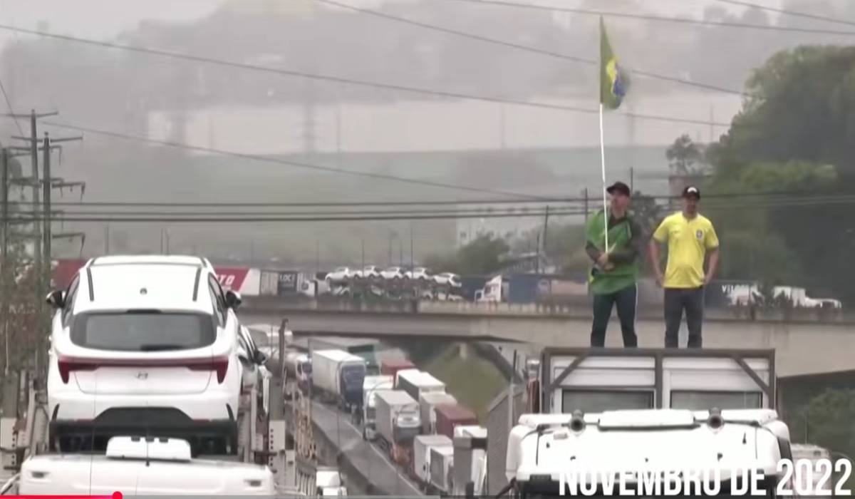 eu nao te ouco topo