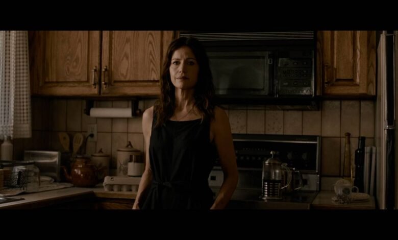 Trailer de A Caixa do Demônio, novo filme com Carla Gugino 1 a caixa do demonio carla gugino